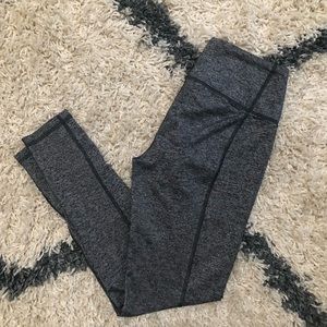 Victorias Sport Grey Knockout Leggings - Medium